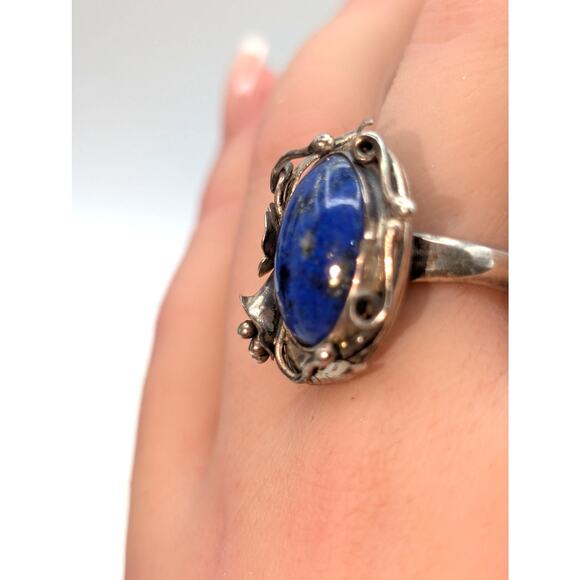 Vintage 925 Sterling Silver Lapis Lazuli Flower Vining Metal Work Ring Size 8.25 - Picture 2 of 8